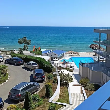 Le Premiere Randevu Apartment Sweti Wlas
